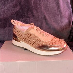 Kenneth Cole Reaction Women's Pink and Gold Sneakers - Beautiful